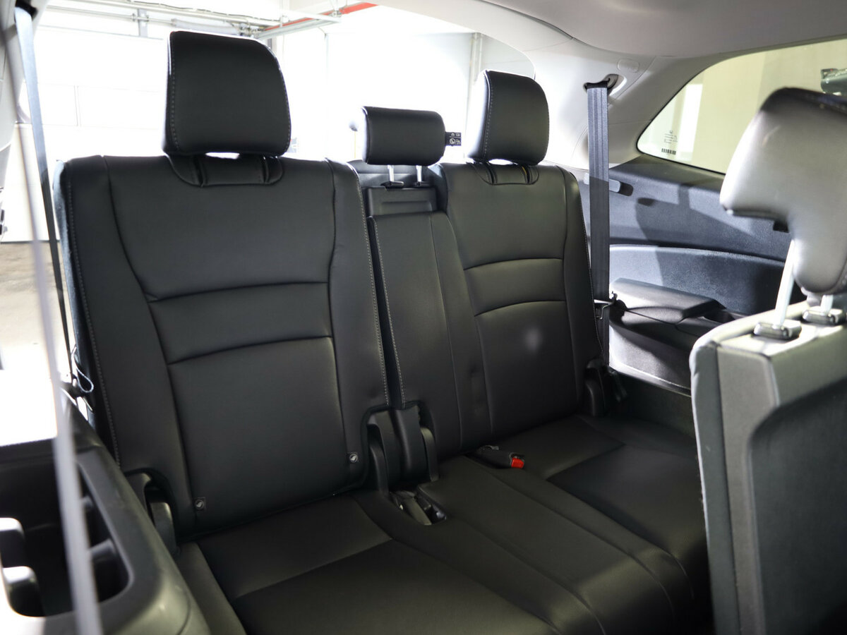 Купить Honda Pilot с пробегом. Фото: #13