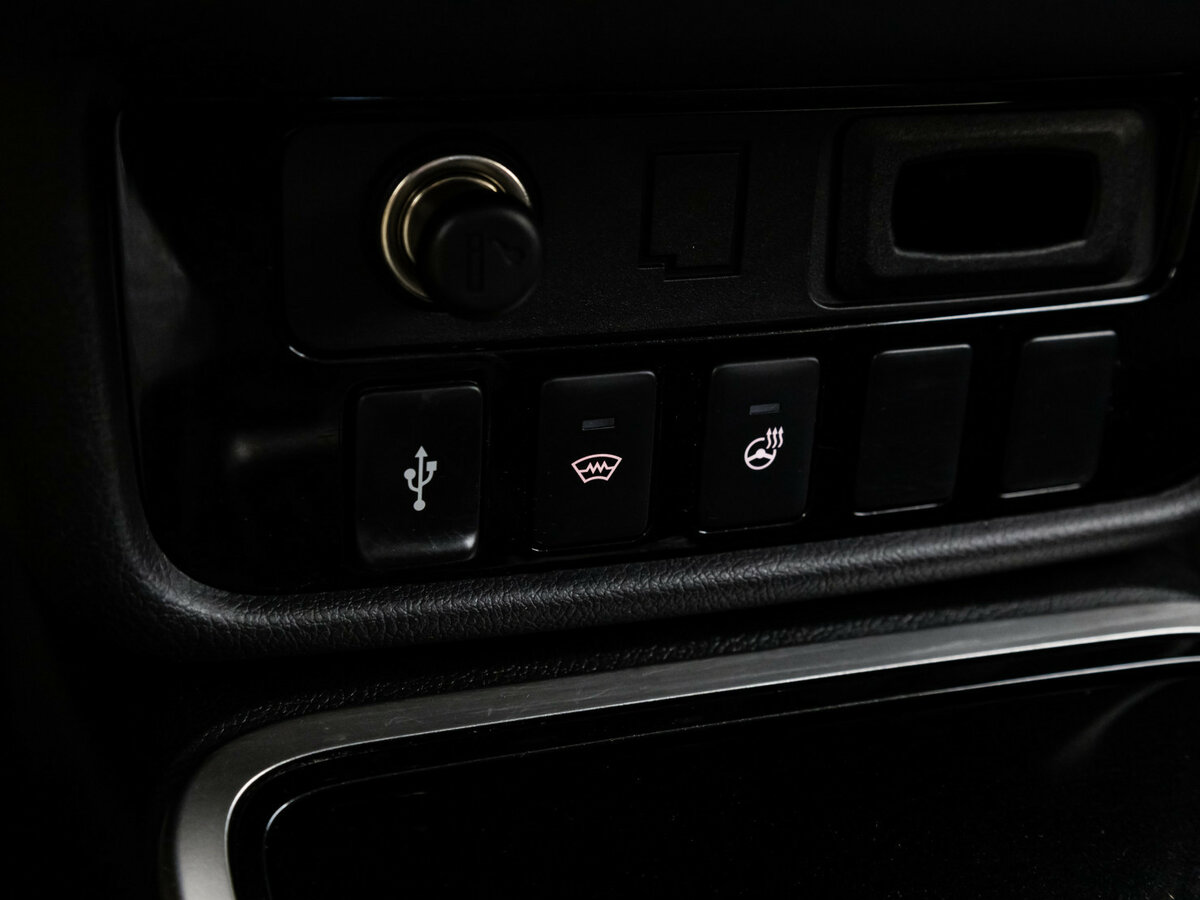 Купить Mitsubishi Outlander с пробегом. Фото: #11