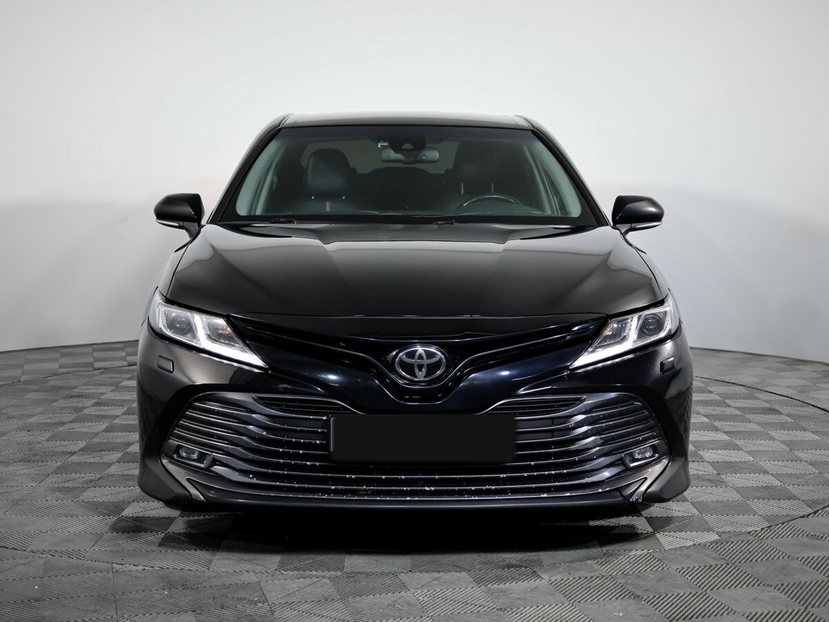 Купить Toyota Camry с пробегом. Фото: #1