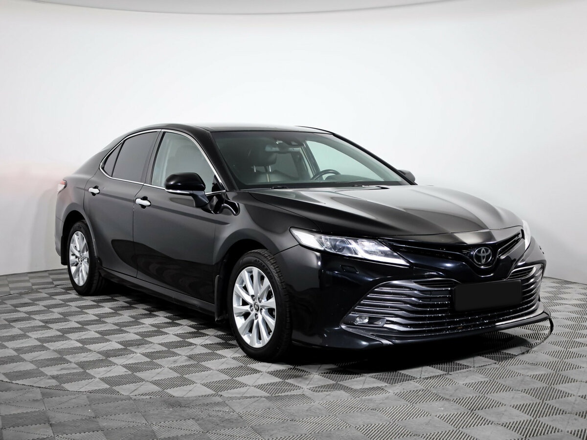 Купить Toyota Camry с пробегом. Фото: #2