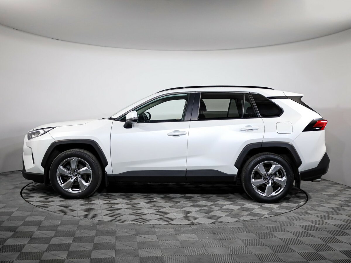 Купить Toyota RAV4 с пробегом. Фото: #1