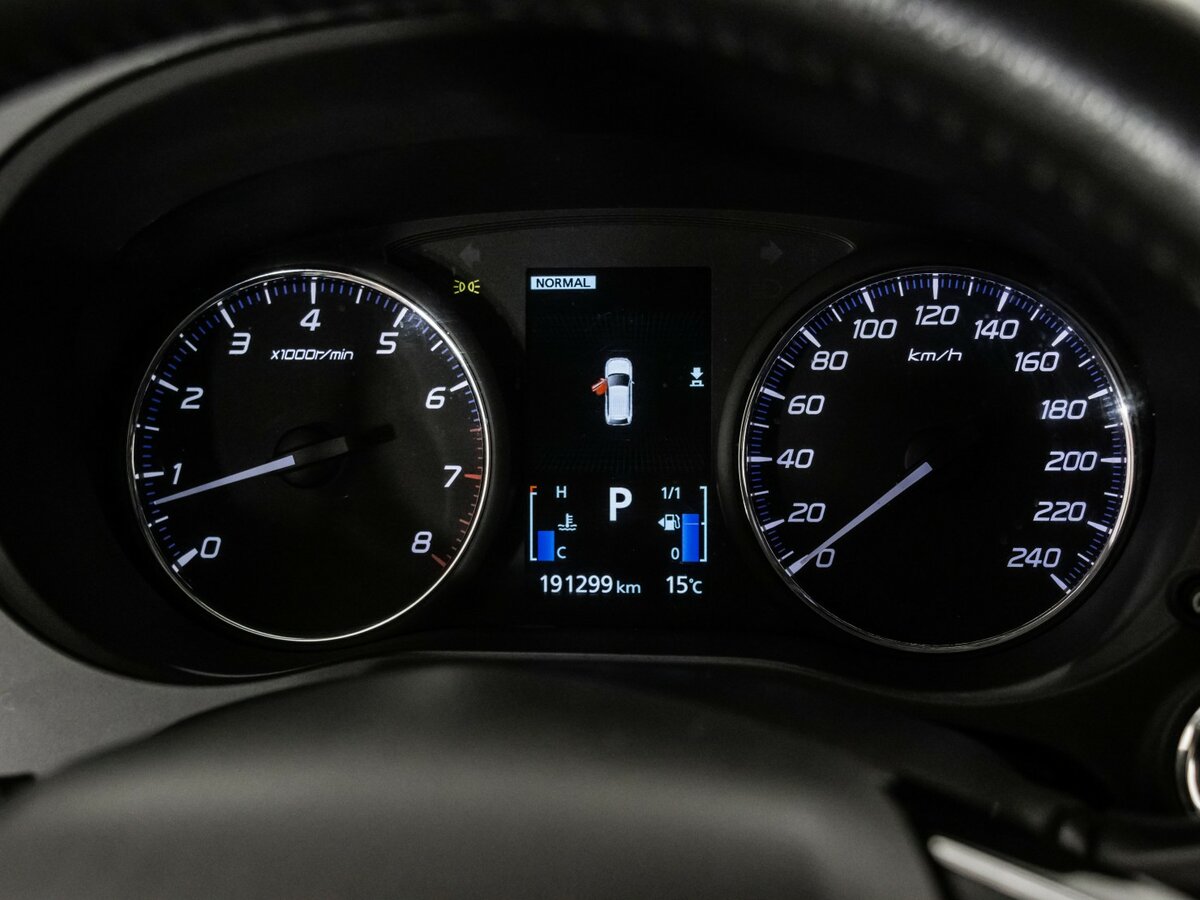 Купить Mitsubishi Outlander с пробегом. Фото: #11