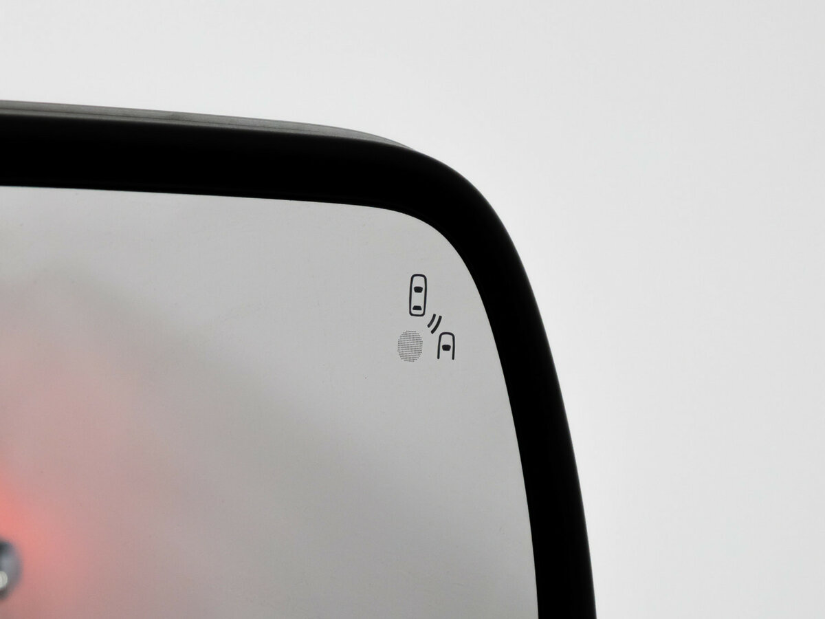 Купить Ford Explorer с пробегом. Фото: #16