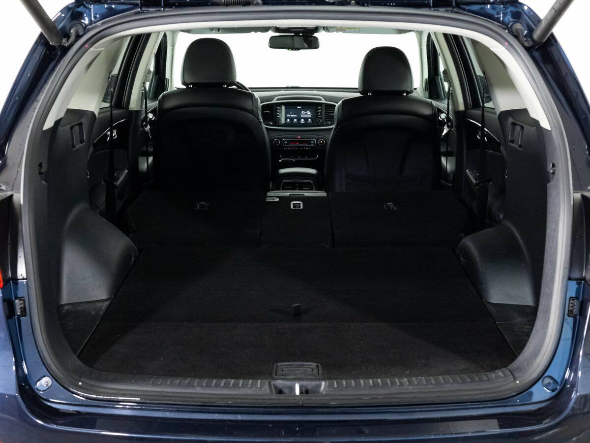 Купить Kia Sorento с пробегом. Фото: #23