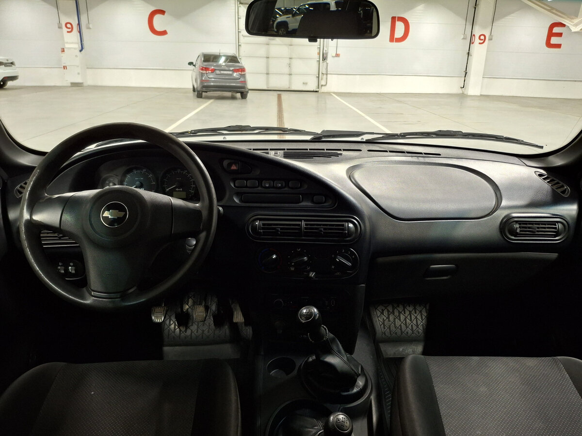 Купить Chevrolet Niva с пробегом. Фото: #13