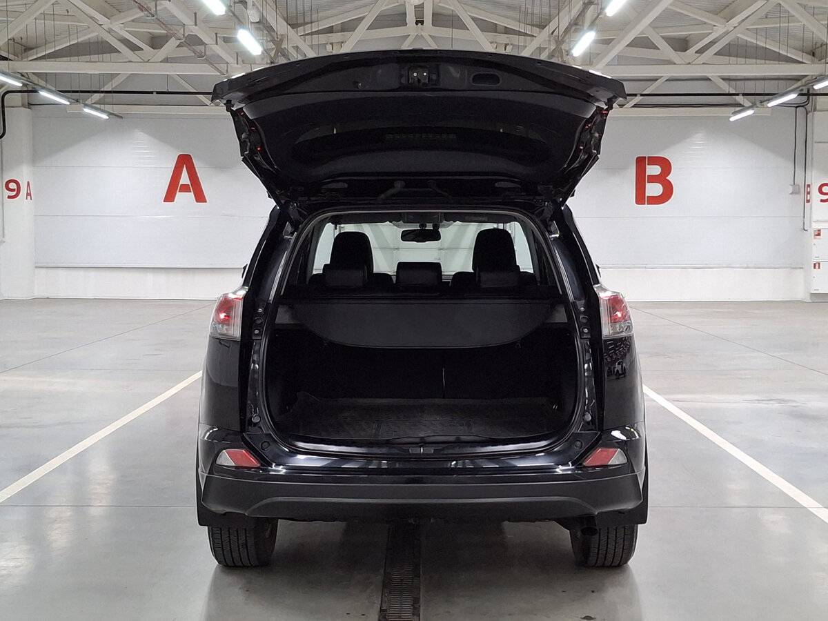 Купить Toyota RAV4 с пробегом. Фото: #9