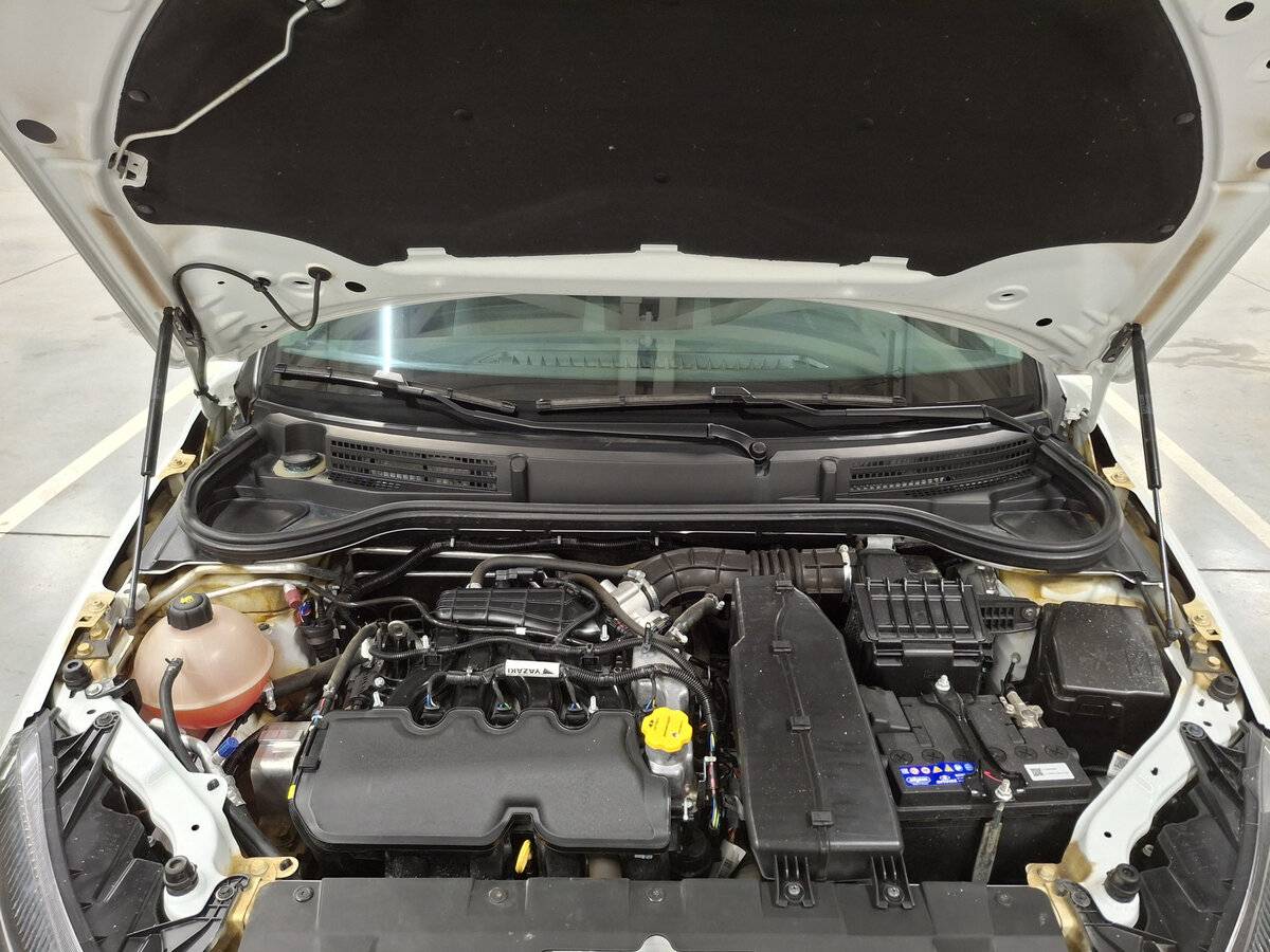 Купить Lada (ВАЗ) Vesta с пробегом. Фото: #8