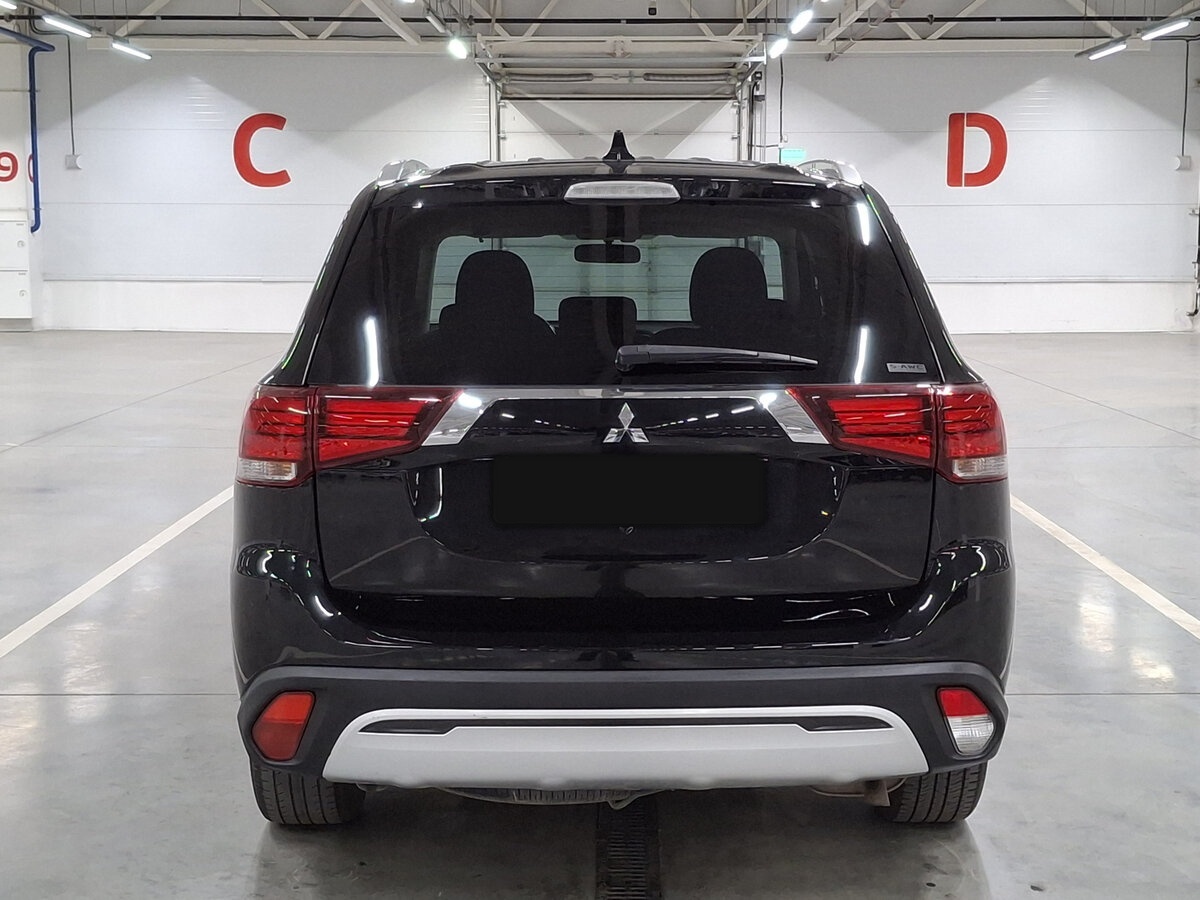 Купить Mitsubishi Outlander с пробегом. Фото: #5