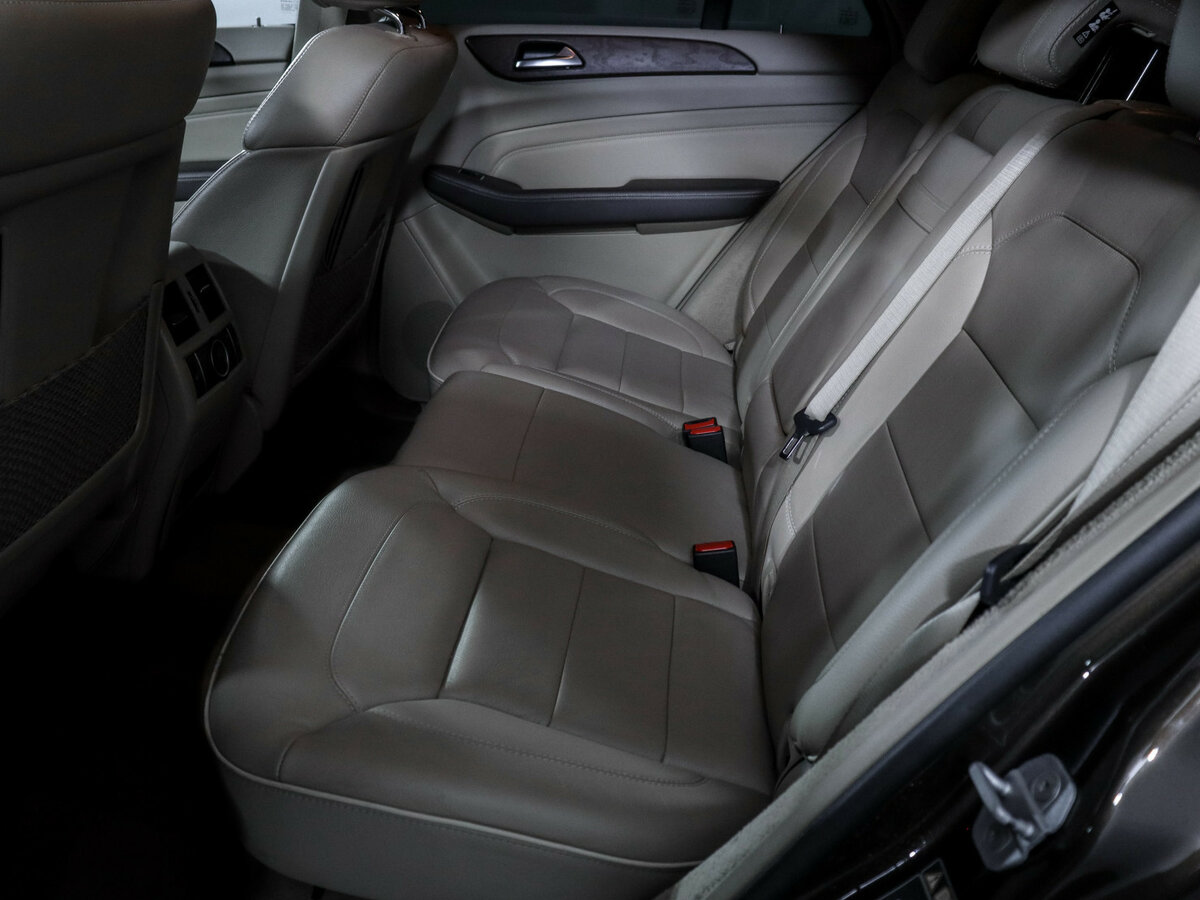 Купить Mercedes-Benz M-Класс с пробегом. Фото: #7