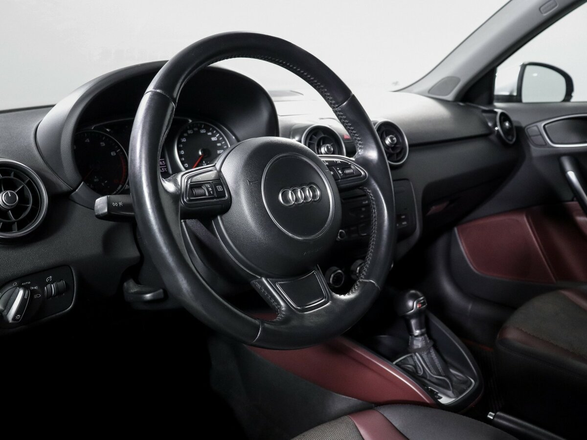 Купить Audi A1 с пробегом. Фото: #11