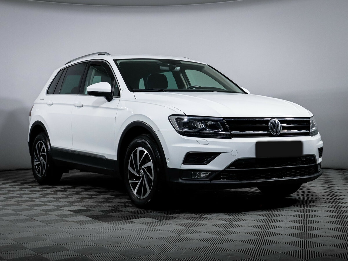 Купить Volkswagen Tiguan с пробегом. Фото: #2