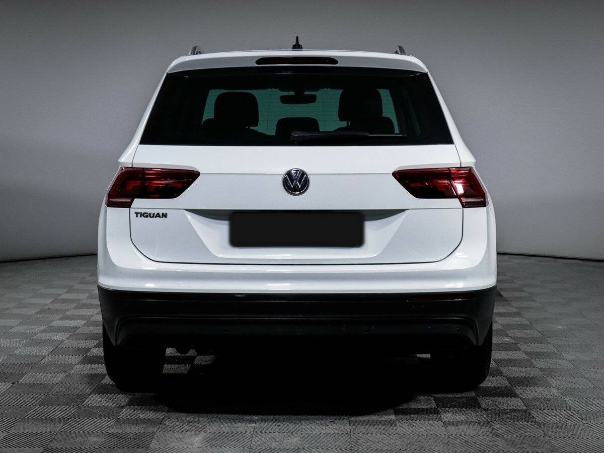 Купить Volkswagen Tiguan с пробегом. Фото: #5