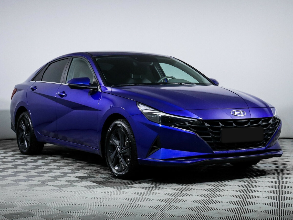 Купить Hyundai Elantra с пробегом. Фото: #2