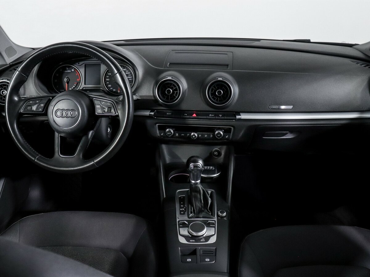 Купить Audi A3 с пробегом. Фото: #9