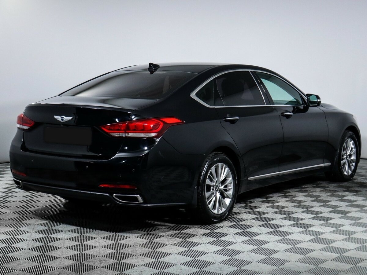 Купить Hyundai Genesis с пробегом. Фото: #3