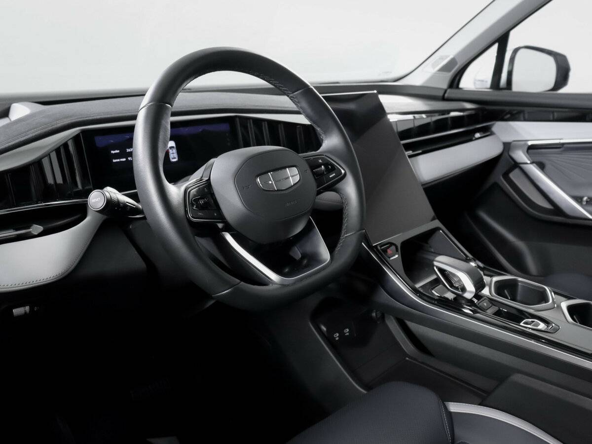 Купить Geely Atlas с пробегом. Фото: #12