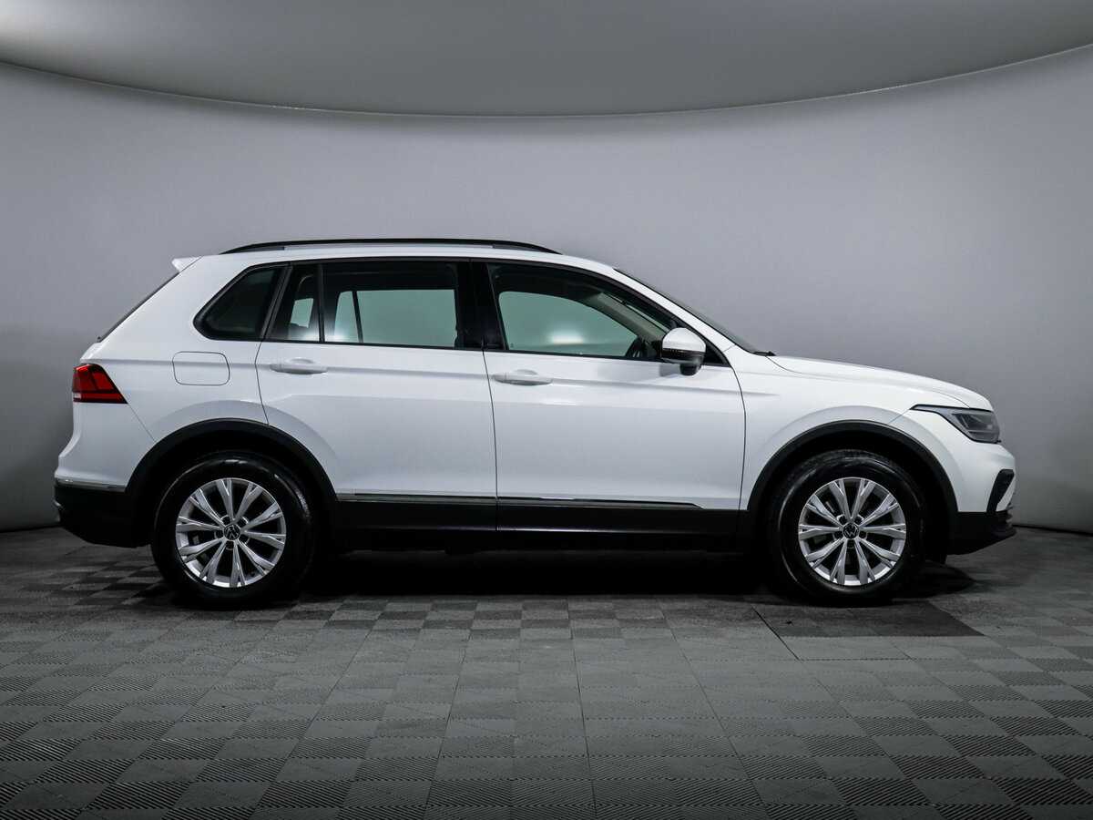 Купить Volkswagen Tiguan с пробегом. Фото: #3