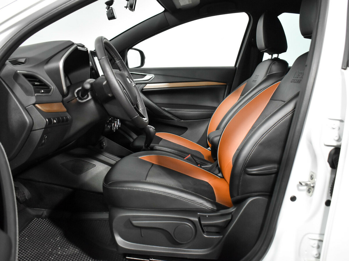 Купить Lada (ВАЗ) Vesta с пробегом. Фото: #10