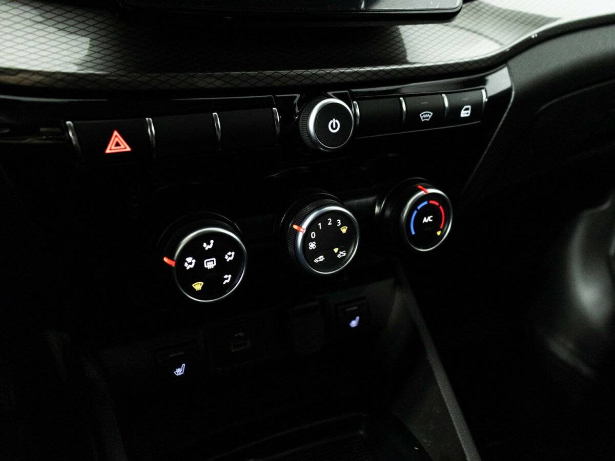 Купить Lada (ВАЗ) Vesta с пробегом. Фото: #14