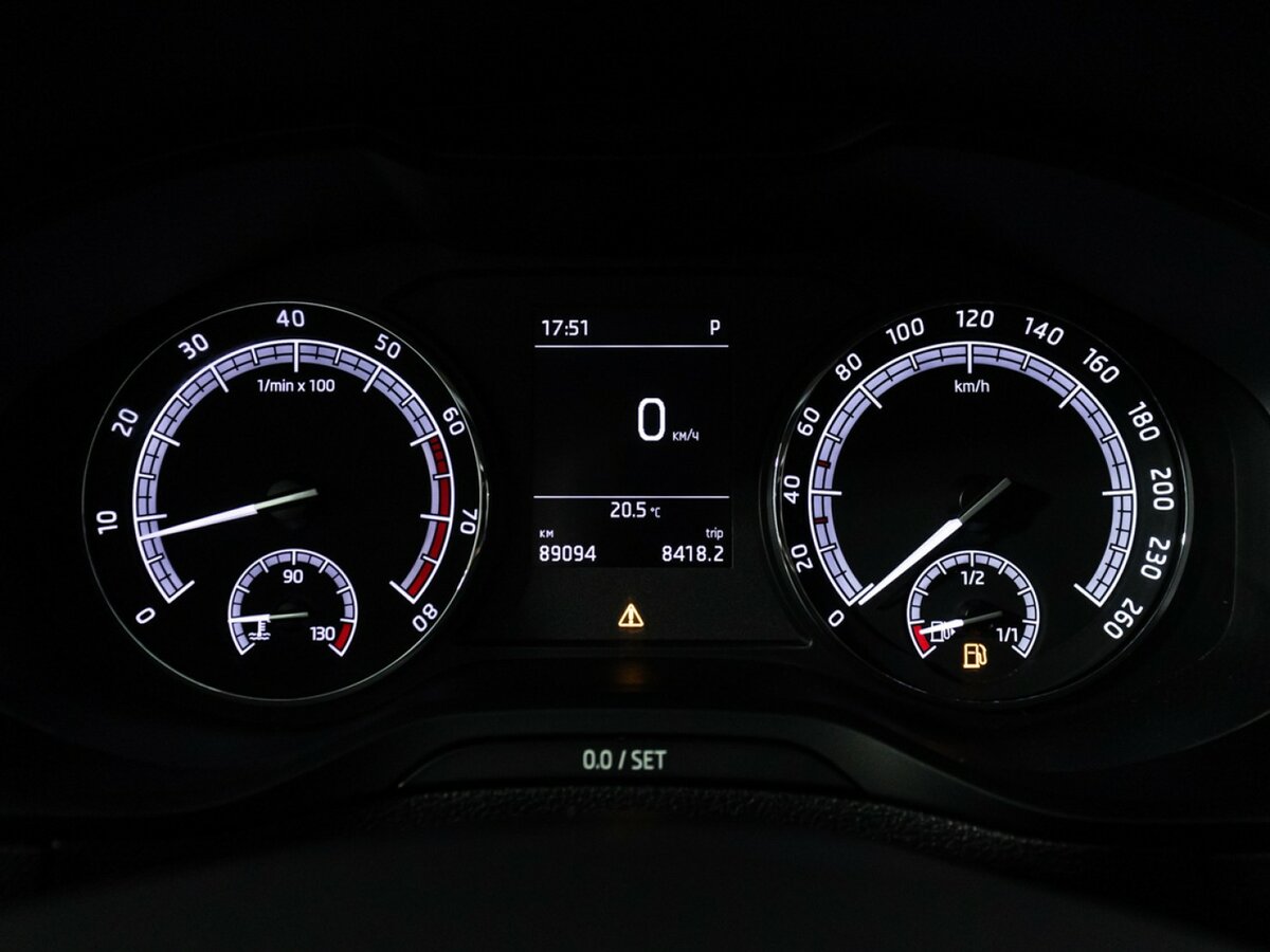 Купить Skoda Karoq с пробегом. Фото: #11