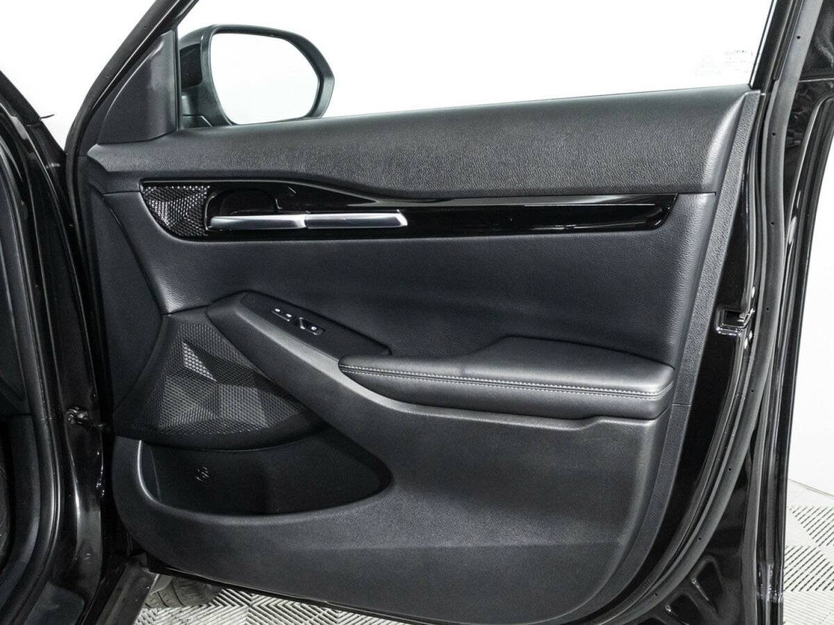 Купить Kia Seltos с пробегом. Фото: #24