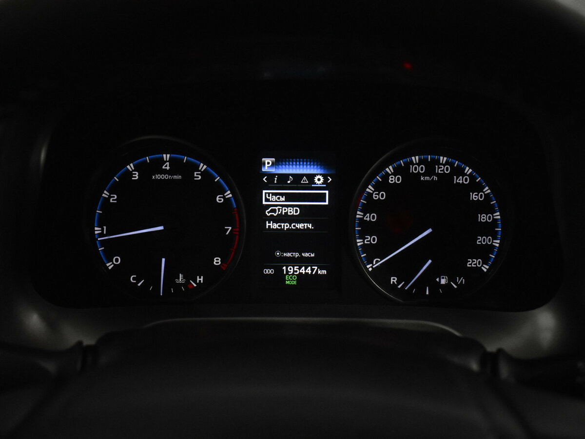 Купить Toyota RAV4 с пробегом. Фото: #16