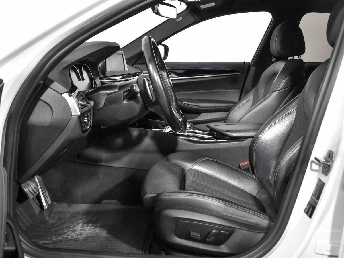 Купить BMW 5 серии с пробегом. Фото: #9