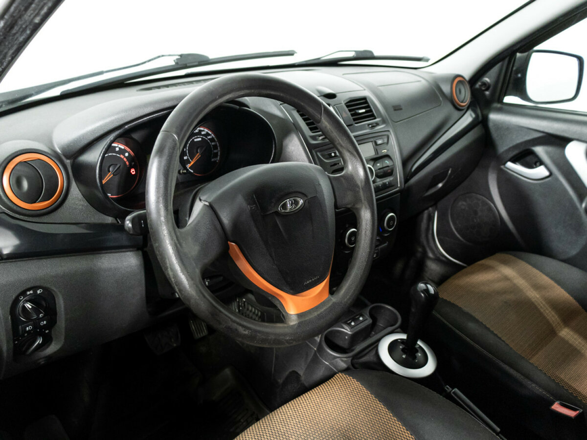 Купить Lada (ВАЗ) Kalina с пробегом. Фото: #9