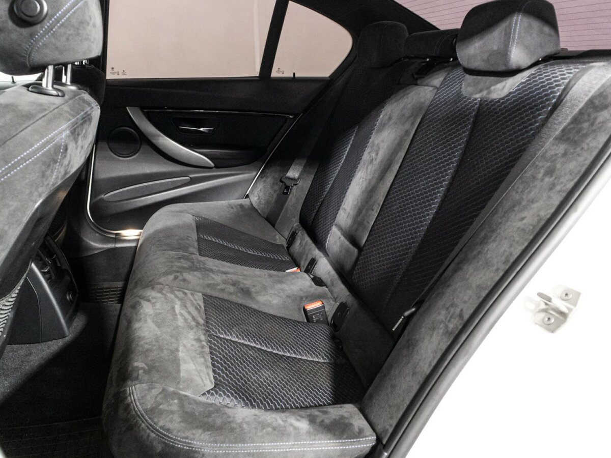 Купить BMW 3 серии с пробегом. Фото: #9