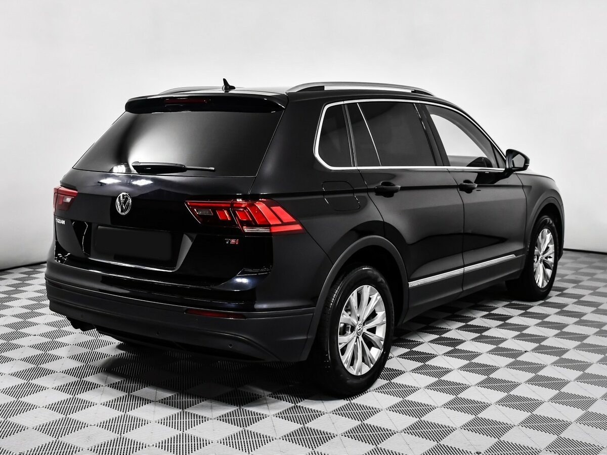 Купить Volkswagen Tiguan с пробегом. Фото: #4