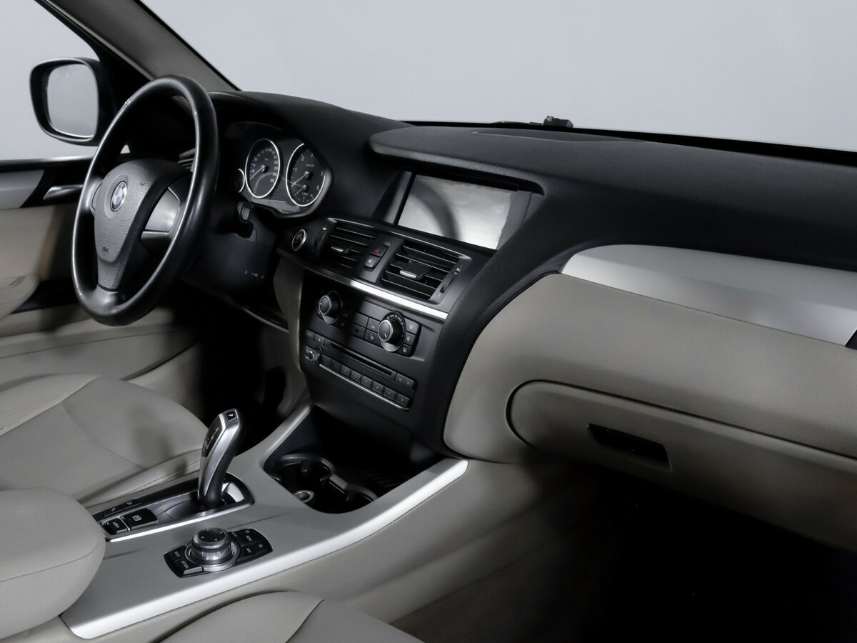Купить BMW X3 с пробегом. Фото: #8