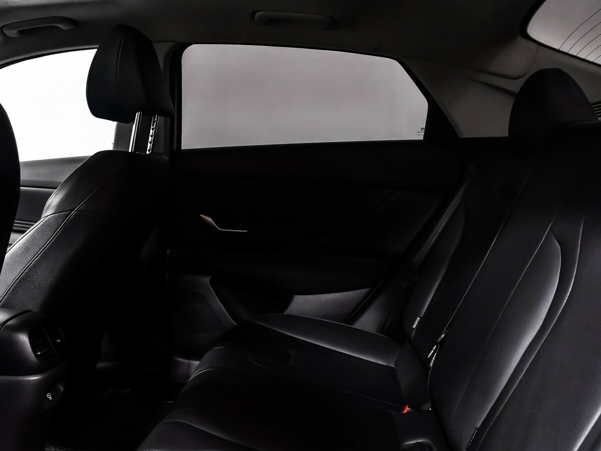 Купить Hyundai Elantra с пробегом. Фото: #11