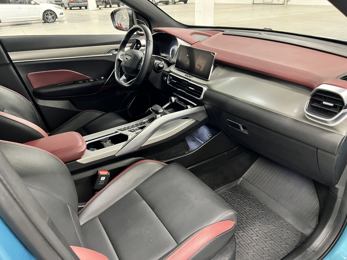 Купить Geely Coolray с пробегом. Фото: #10