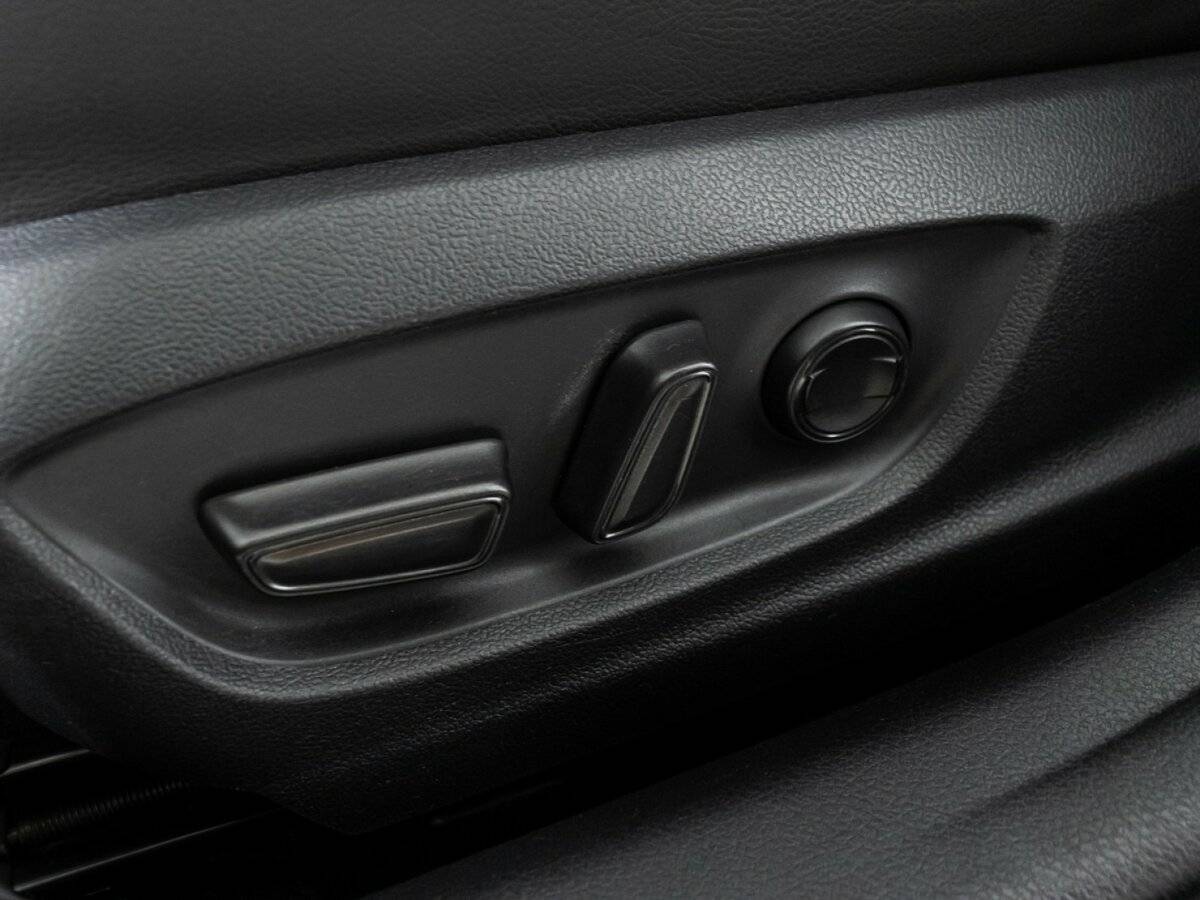 Купить Toyota Camry с пробегом. Фото: #15