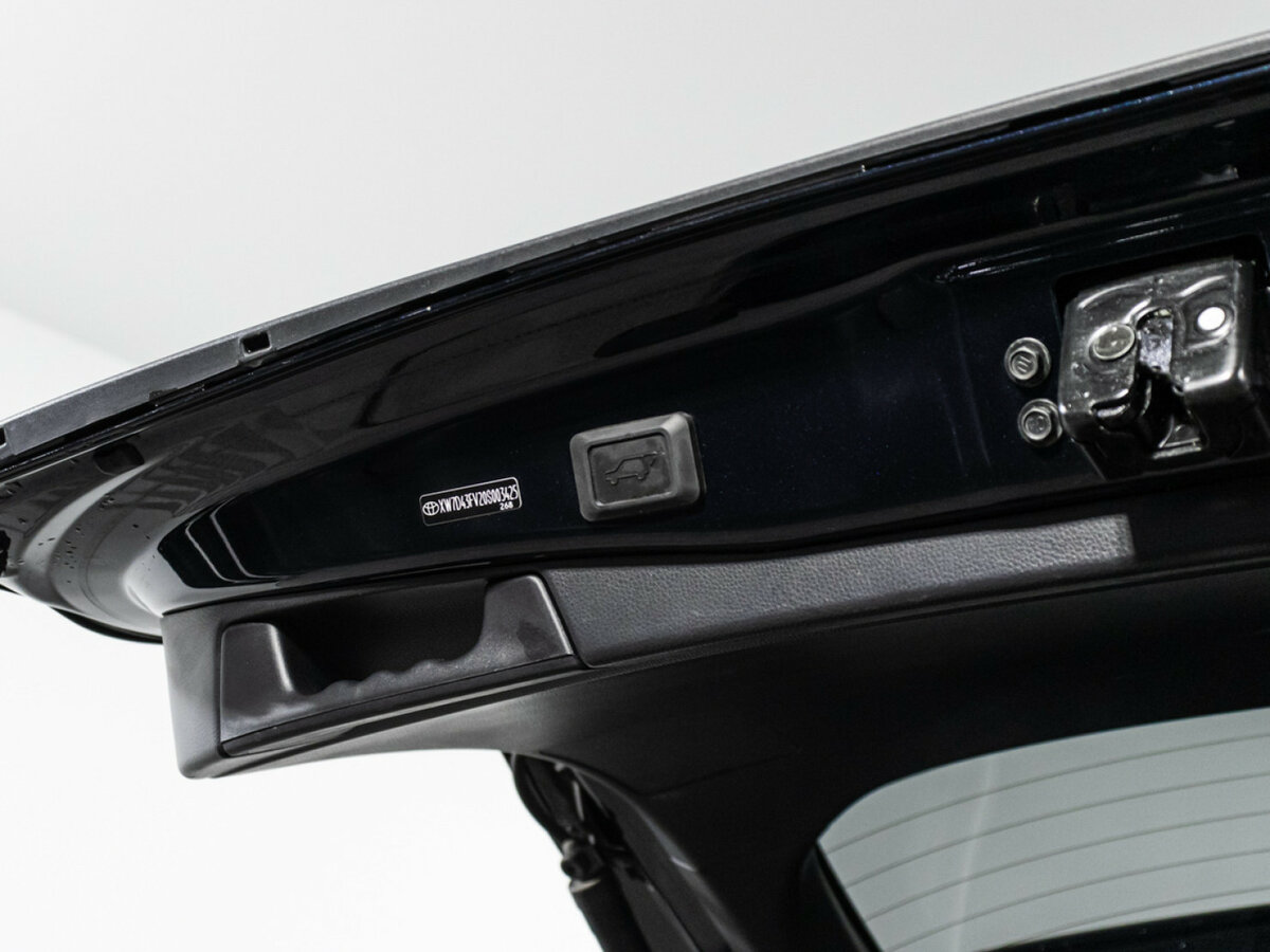 Купить Toyota RAV4 с пробегом. Фото: #22