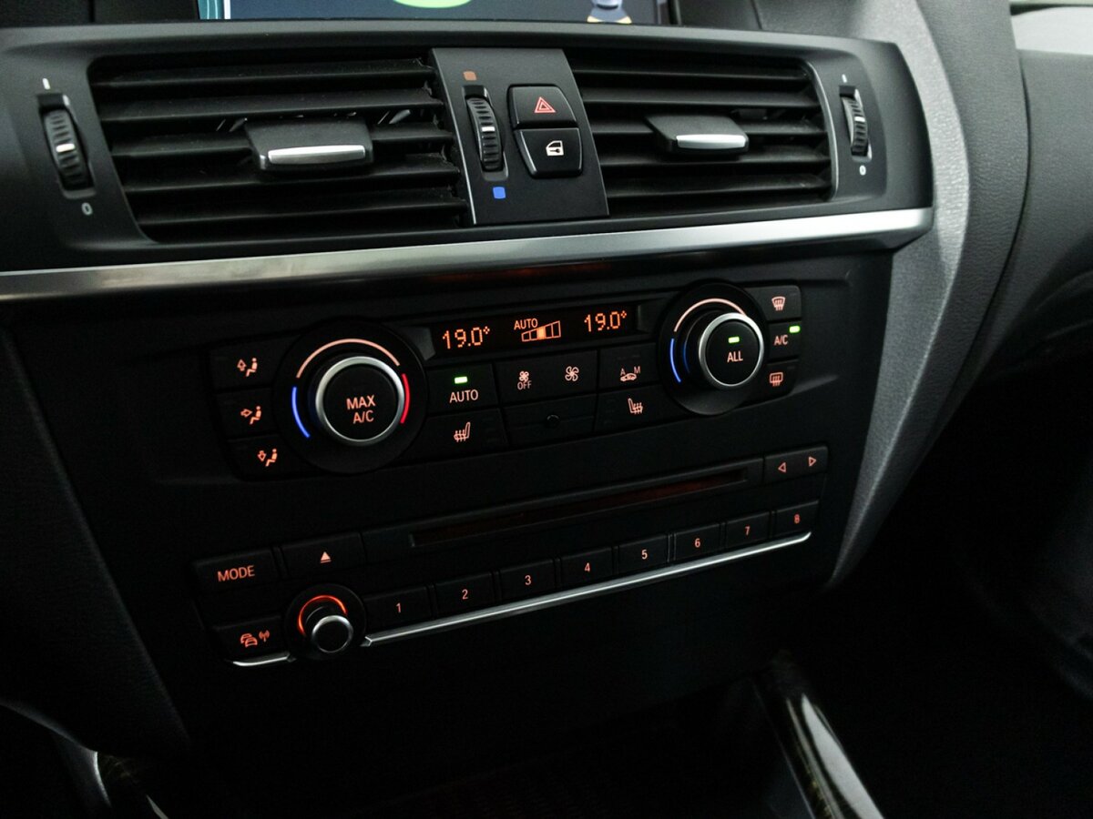 Купить BMW X3 с пробегом. Фото: #18