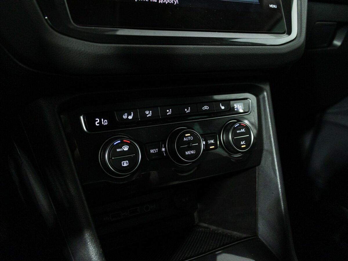 Купить Volkswagen Tiguan с пробегом. Фото: #13