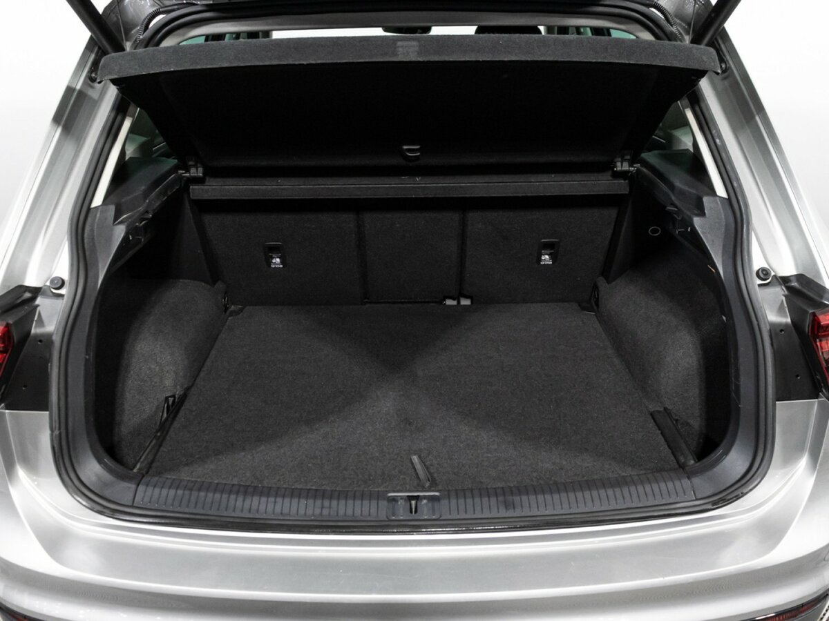 Купить Volkswagen Tiguan с пробегом. Фото: #18