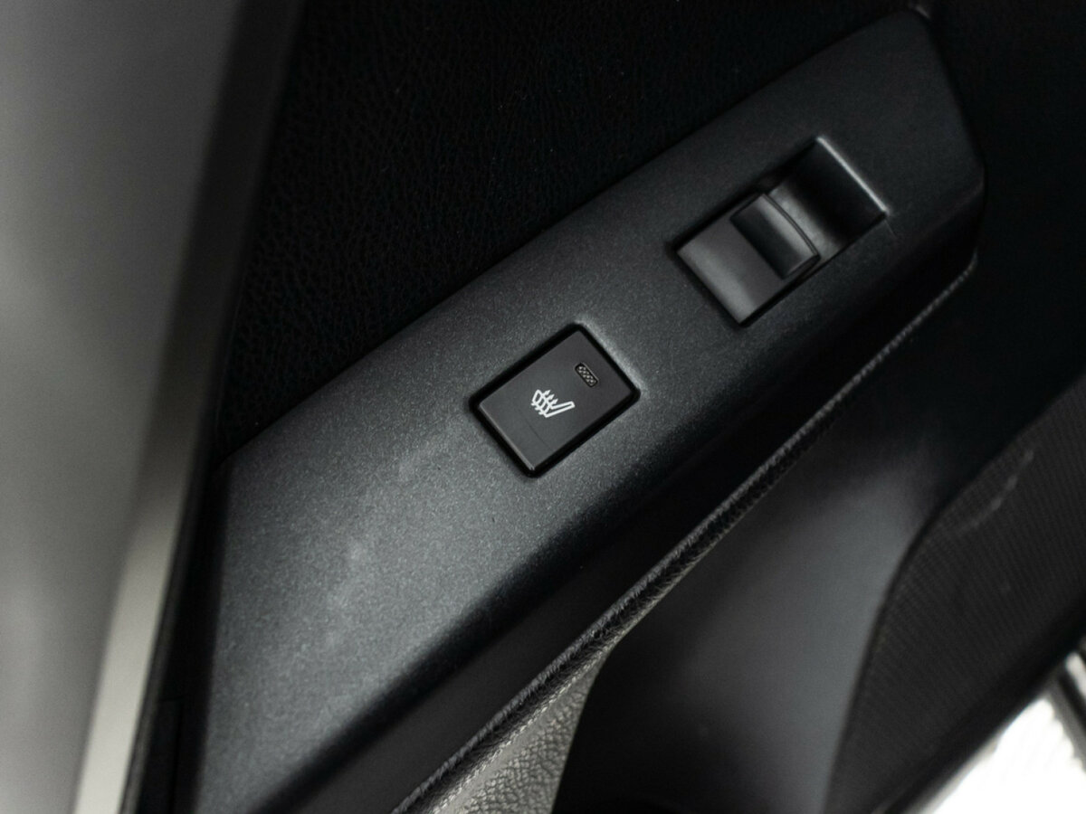 Купить Toyota RAV4 с пробегом. Фото: #21