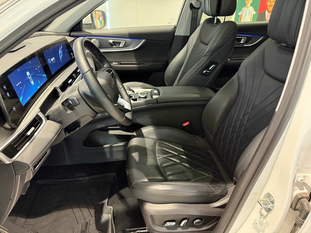 Купить Chery Tiggo 8 Pro Max с пробегом. Фото: #9