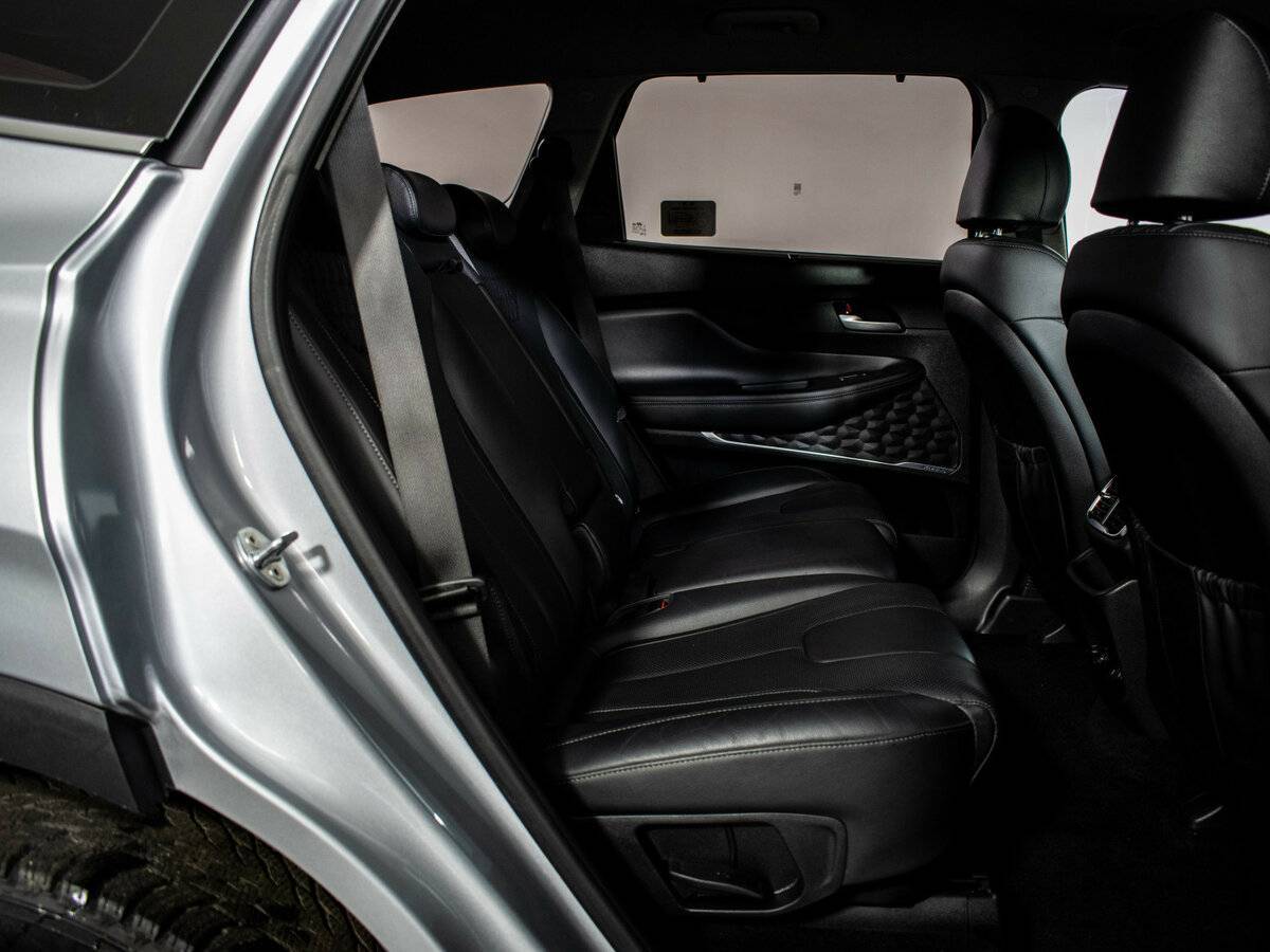 Купить Hyundai Santa Fe с пробегом. Фото: #9