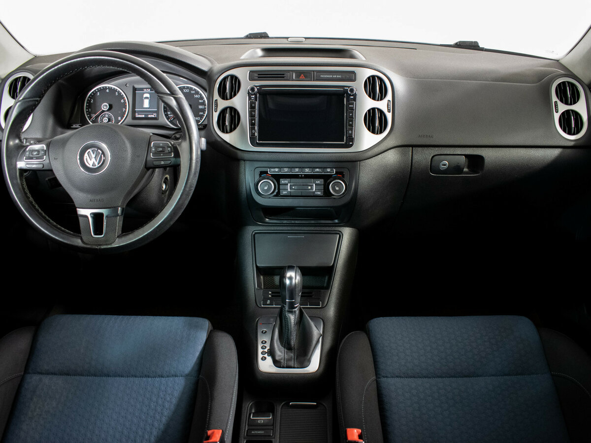 Купить Volkswagen Tiguan с пробегом. Фото: #11