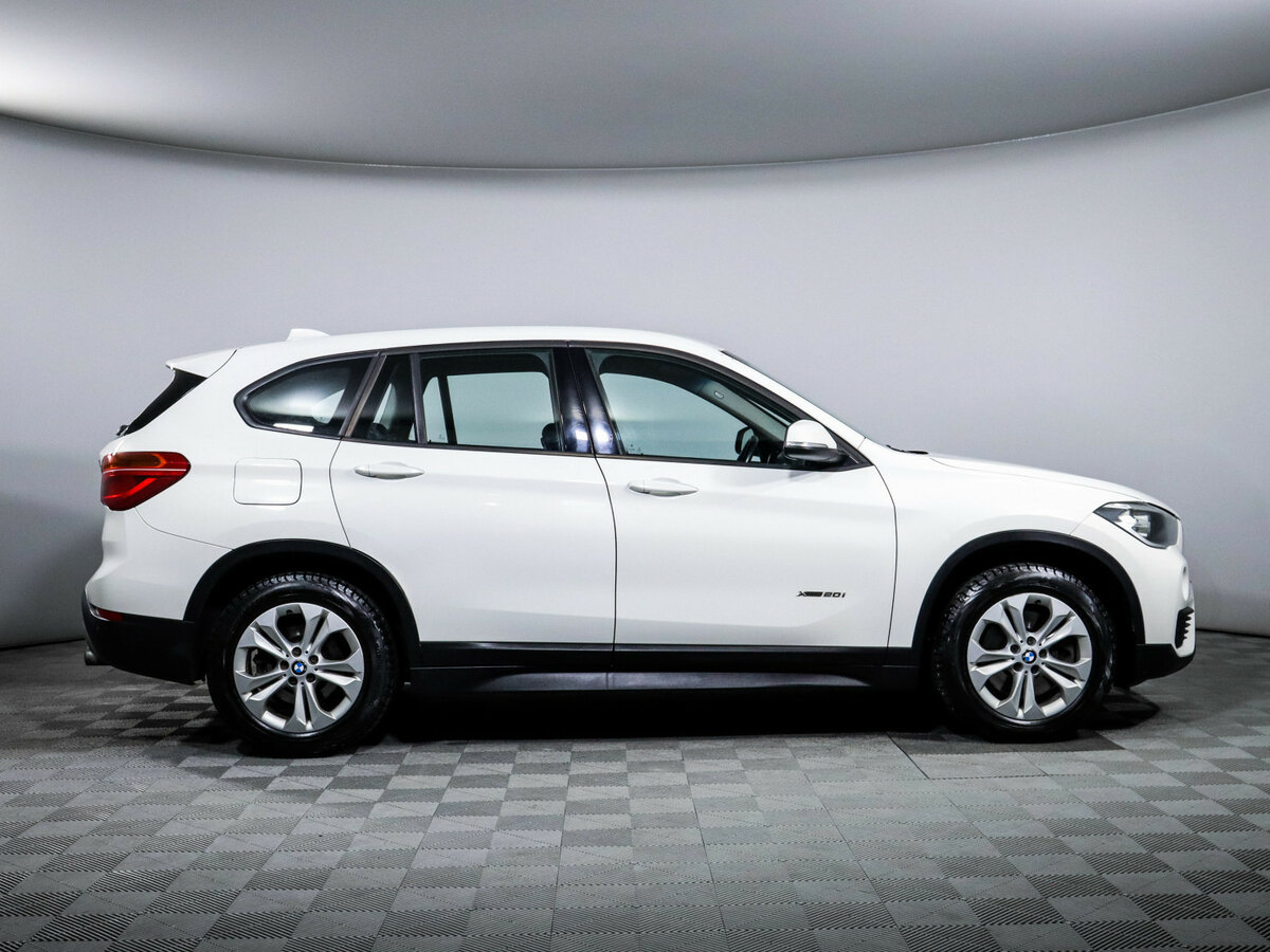 Купить BMW X1 с пробегом. Фото: #3