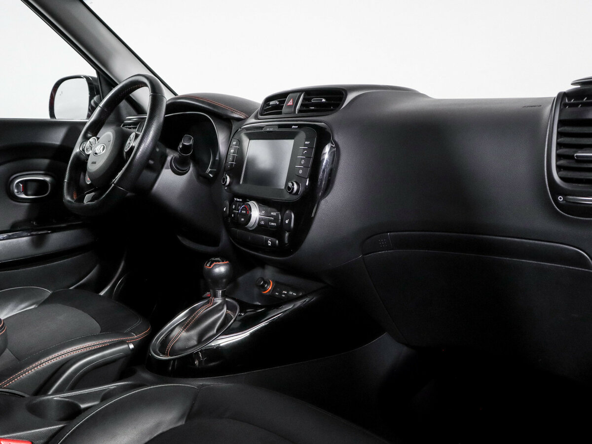 Купить Kia Soul с пробегом. Фото: #8