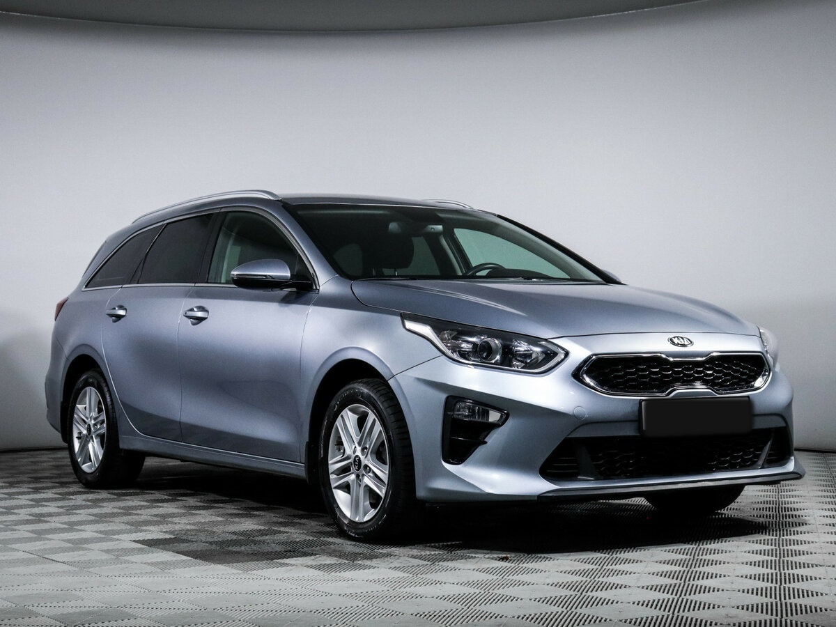 Купить Kia Ceed с пробегом. Фото: #2