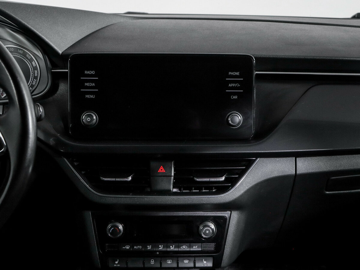 Купить Skoda Rapid с пробегом. Фото: #10