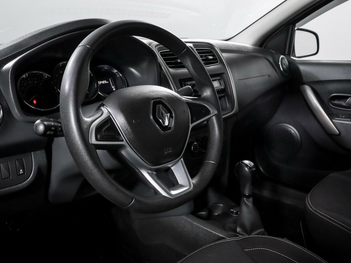 Купить Renault Logan с пробегом. Фото: #9