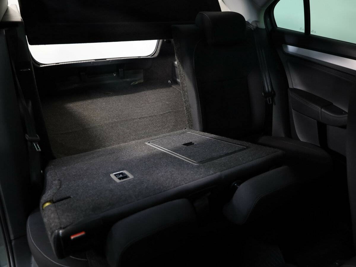 Купить Skoda Rapid с пробегом. Фото: #25