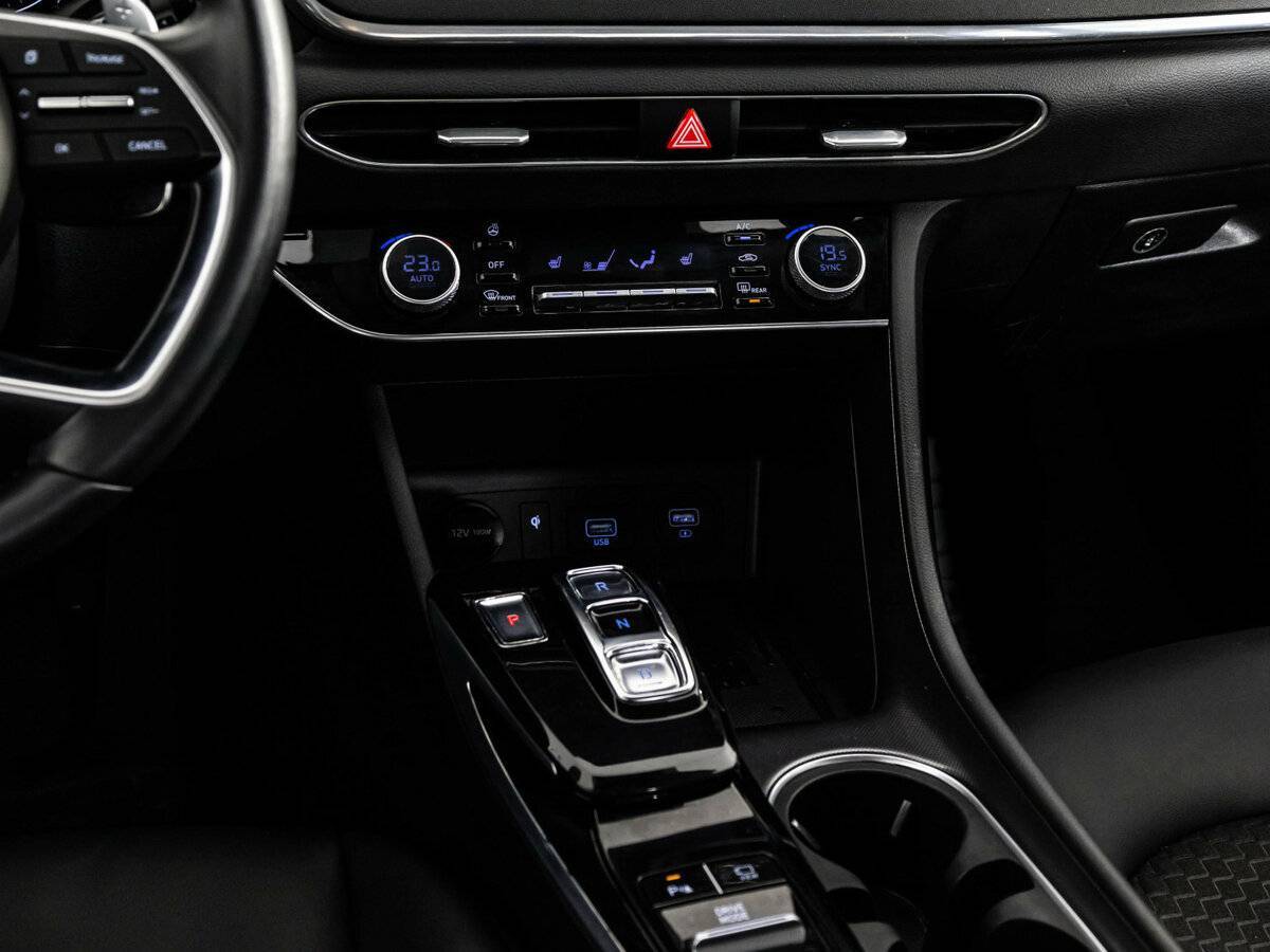 Купить Hyundai Sonata с пробегом. Фото: #10