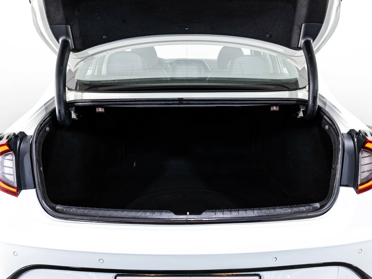 Купить Hyundai Sonata с пробегом. Фото: #16